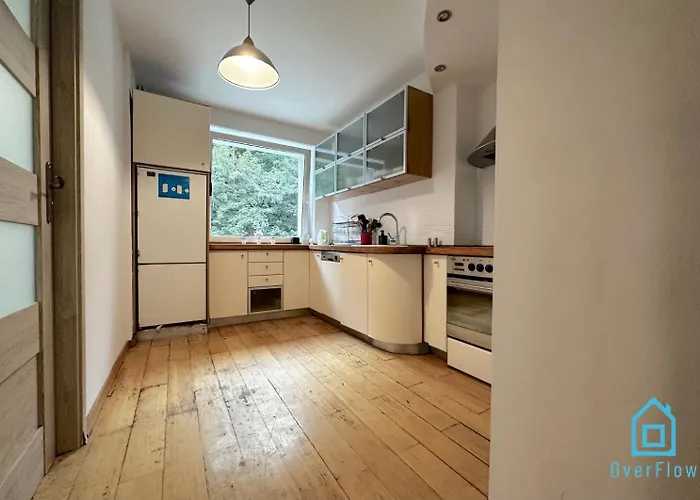 Funky - 5 Minutes To Molo & Seaside Homestay Sopot