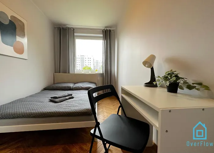 Funky - 5 Minutes To Molo & Seaside Homestay